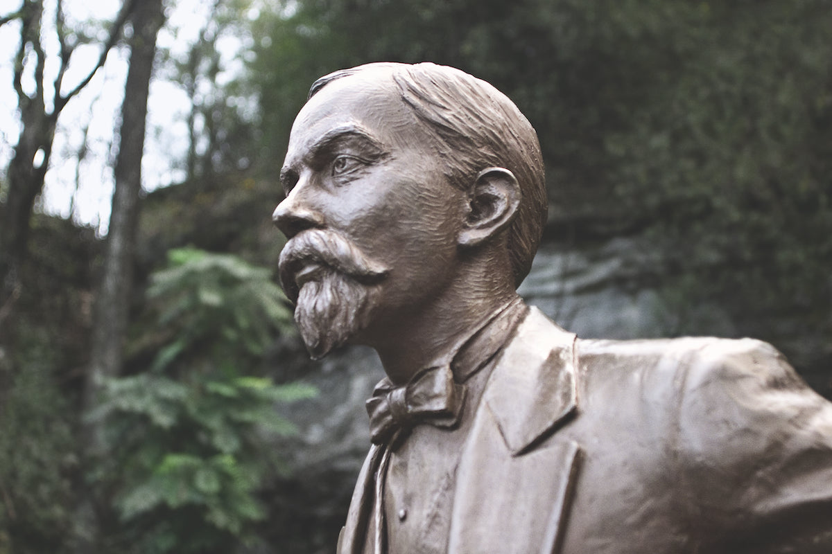 lynchburg statue